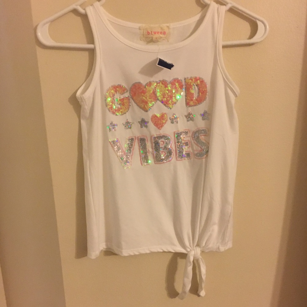 Good vibes shirt with sequins